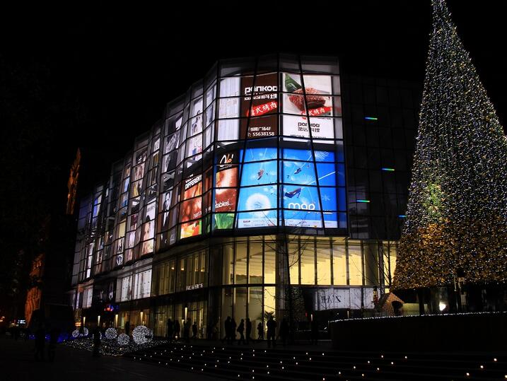 大型商場外墻廣告燈箱